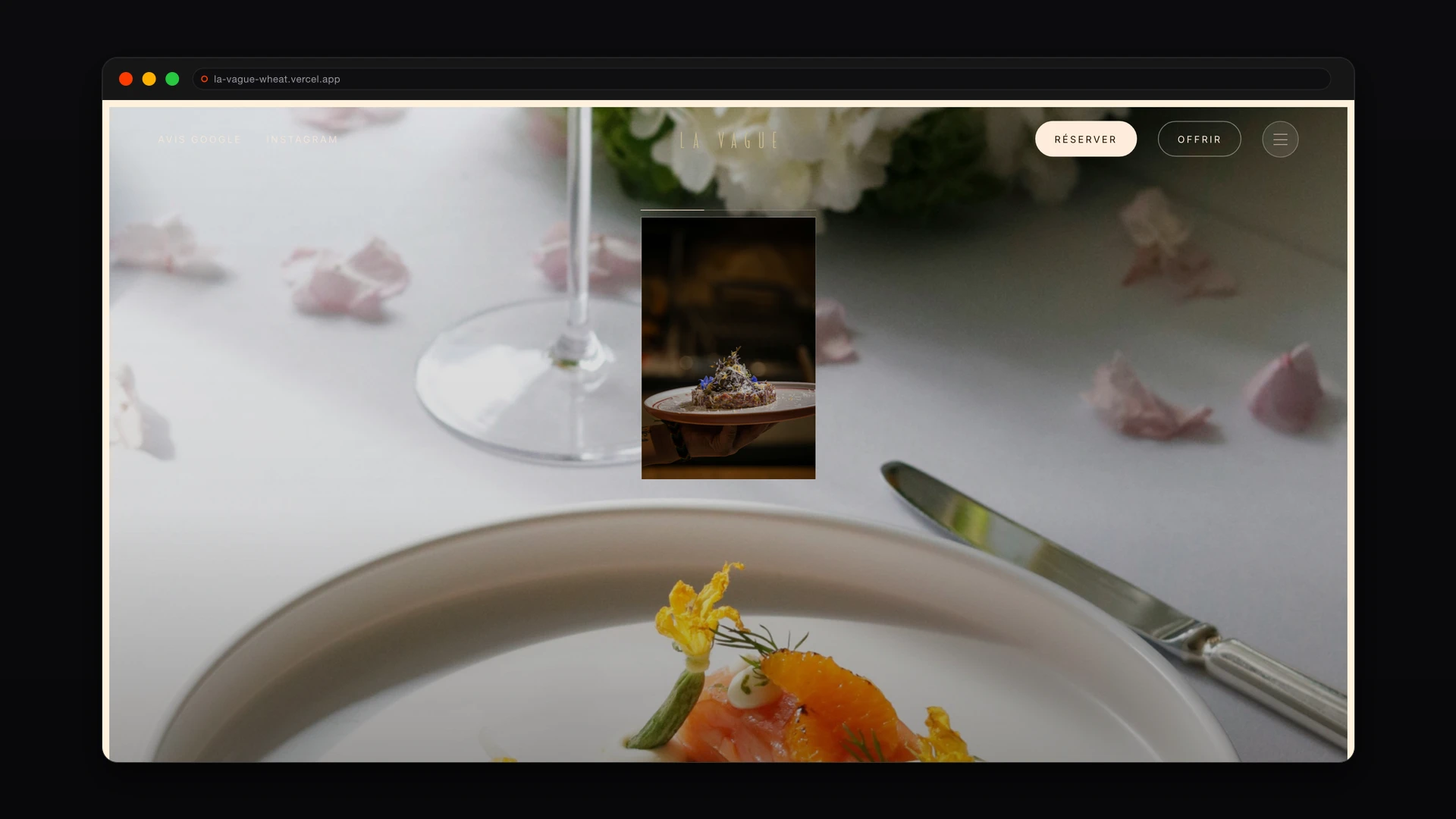 La Vague website homepage displayed in a browser frame